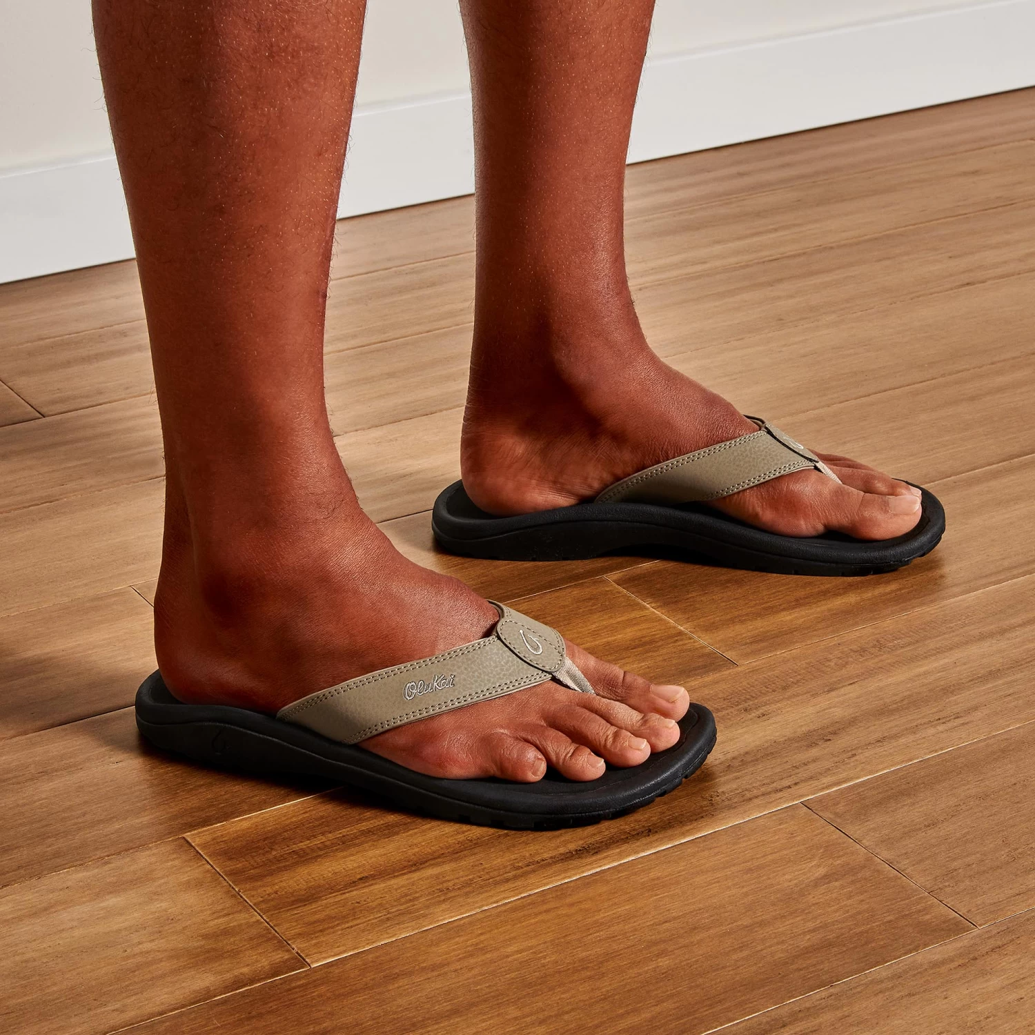 OluKai ‘Ohana - Clay / Onyx 4 OluKai ‘Ohana - Clay / Onyx - Image 2