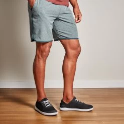 OluKai Moku Pae - Black / Blue Coral -Trend Shoe Shop 10472 40QS 102 M MOKUPAE BlackBlueCoral