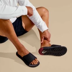 OluKai ‘Awiki ‘Olu - Black / HLA -Trend Shoe Shop 10522 40HL 102 M AWIKI OLU BlackHLA 932e0ea2 2013 47ad b163 b28a3b98542d