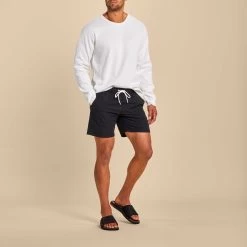 OluKai ‘Awiki ‘Olu - Black / HLA -Trend Shoe Shop 10522 40HL 103 M AWIKI OLU BlackHLA d37a5f1d 9877 40e2 8368 c20566c15c5e