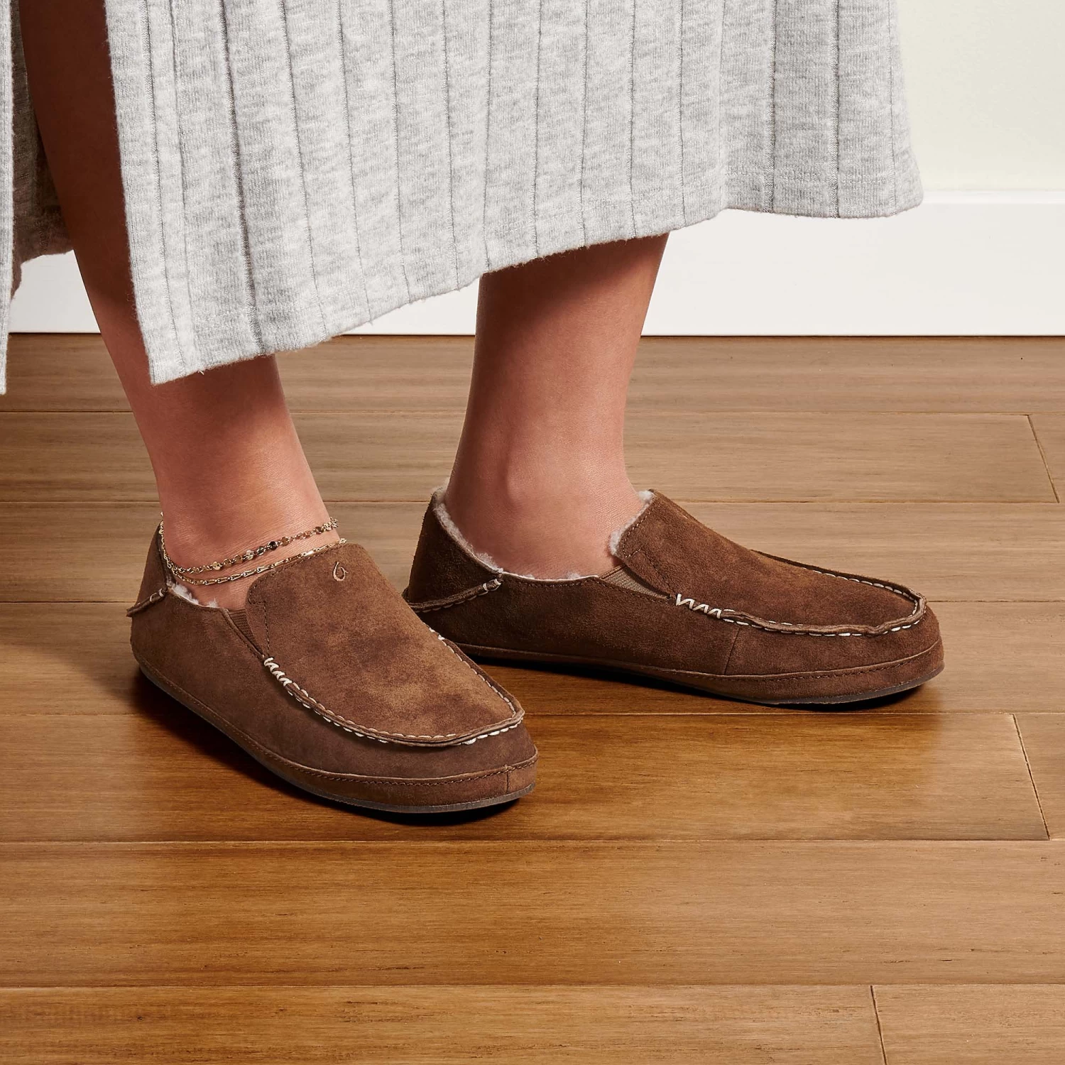 OluKai Nohea Slipper - Ray 3 OluKai Nohea Slipper - Ray - Image 2