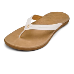 OluKai Honu - Bright White / Golden Sand -Trend Shoe Shop 20436 WBGS AMZ W Honu BrightWhiteGoldenSand