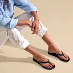 OluKai Puawe - Black -Trend Shoe Shop 20498 4040 102 W PUAWE BlackBlack 66572c59 443b 4738 844e 851fcce52d0c