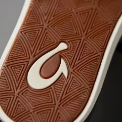 OluKai Maha 'Olu - Trench Blue / Aloha -Trend Shoe Shop Maha Olu Trb 4